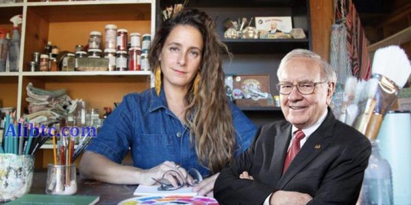 巴菲特孙女：已和爷爷就加密货币矛盾和解、他认同NFT