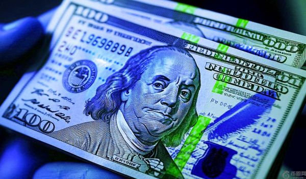 一家大型银行向数千名美国人发放了 410 万美元，据称此前该银行曾向数千名美国人拨打骚扰电话