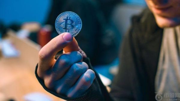 女子成功追回35,000美元比特币诈骗损失，全州范围内的网络追踪行动由此展开。