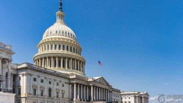 美国立法者重新提出区块链监管明确性法案，旨在保护加密货币开发者。