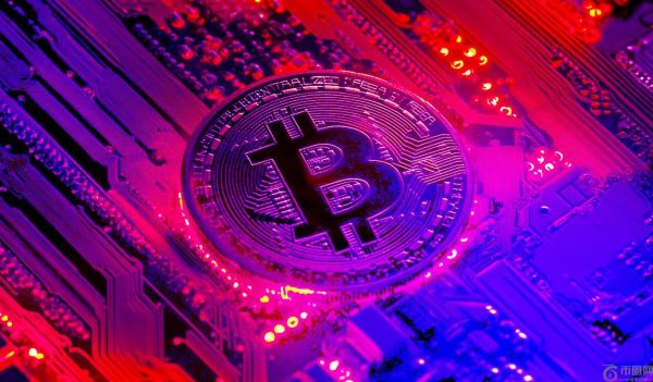 法国顶级足球俱乐部巴黎圣日耳曼在欧冠决赛前一天宣布增持比特币