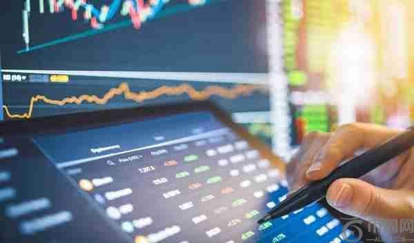 区块链经济：2025年重塑全球信任体系的创新引擎