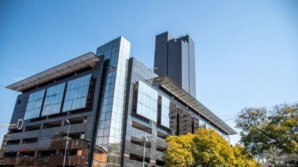 南非着手规范跨境加密货币交易。