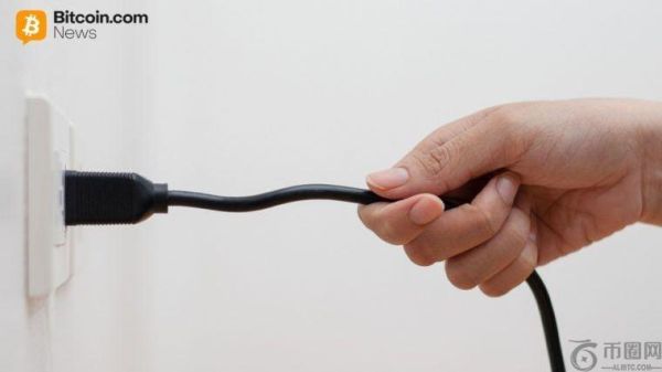 哥伦比亚依法暂停Sam Altman的全球业务活动，因数据法规不符要求。